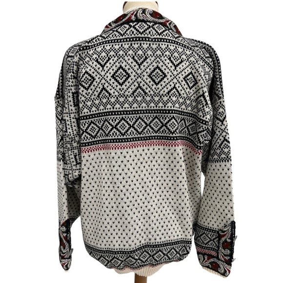 Volund Men's Black And White Design Knit Pullover Sweater Size M - Picture 12 of 12